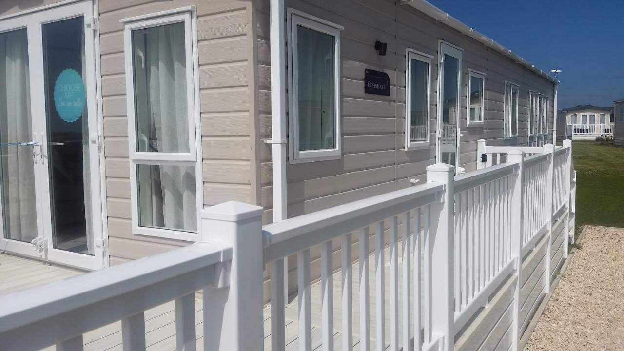 Valley View With A Luxurious Hot Tub Holiday home Newquay (Cornwall)